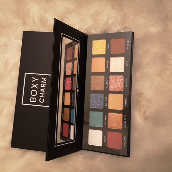 BOXYCHARM Eyeshadow Pallette - Picture 2 of 4